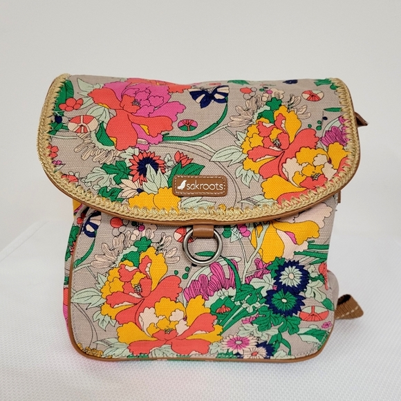 Sakroots medium size floral leather/ material backpack - Picture 1 of 14